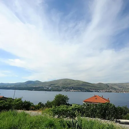 Rejo * Округ-Доньи